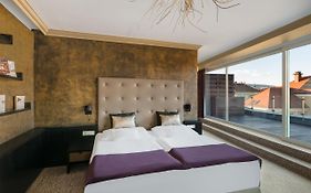 Corso Hotel Pecs 4*